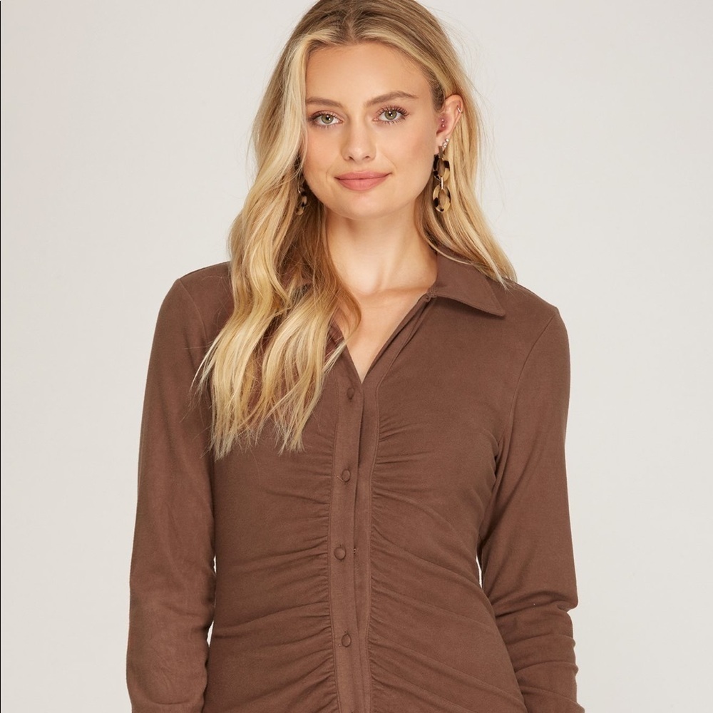 Kelli Ruched Button Down Dress - Picture 2 of 2